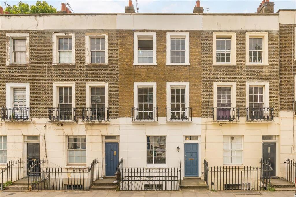 5 bed Mid Terraced House for rent in Camden Town. From Marsh & Parsons - Camden Town & Tufnell Park 5 bed Mid Terraced House for rent in Camden Town. From Marsh & Parsons - Camden Town & Tufnell Park