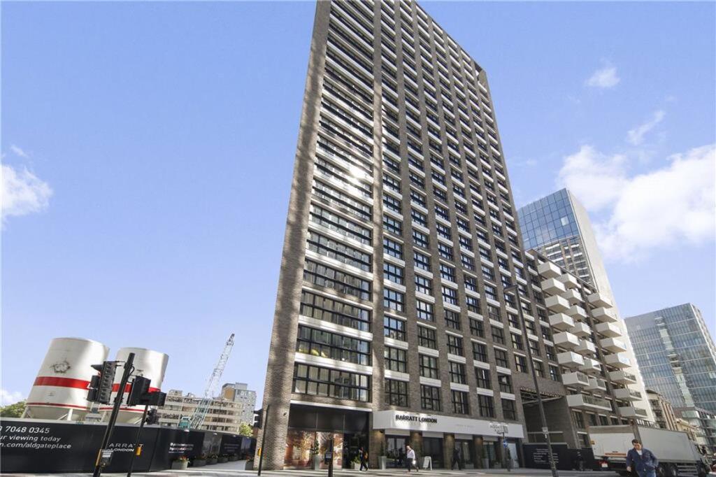 2 bed 1st Floor Flat for rent in Stepney. From Marsh & Parsons - Camden Town & Tufnell Park