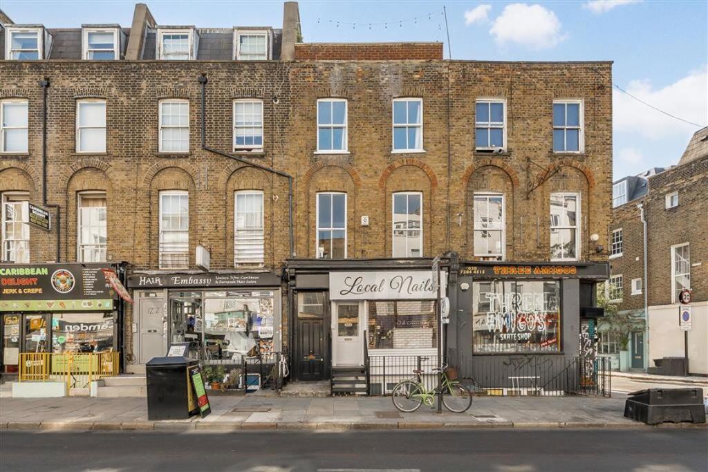 2 bed Annexe for rent in Camden Town. From Marsh & Parsons - Camden Town & Tufnell Park