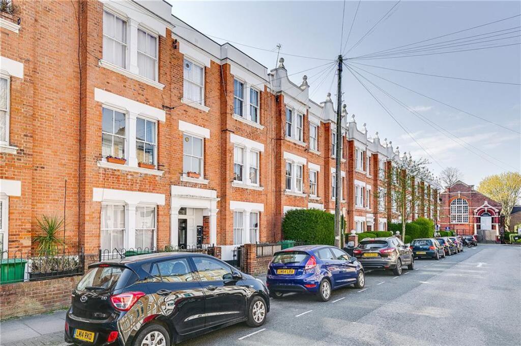 2 bed 1st Floor Flat for rent in Hornsey. From Marsh & Parsons - Camden Town & Tufnell Park