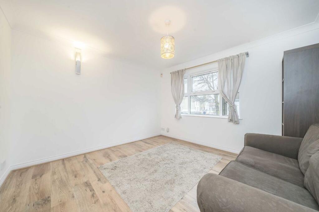 1 bed 1st Floor Flat for rent in Chiswick. From Marsh & Parsons - Chiswick