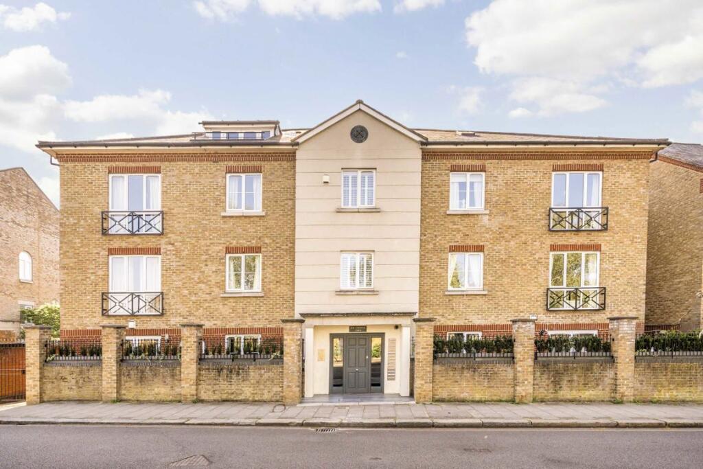 2 bed 1st Floor Flat for rent in Chiswick. From Marsh & Parsons - Chiswick
