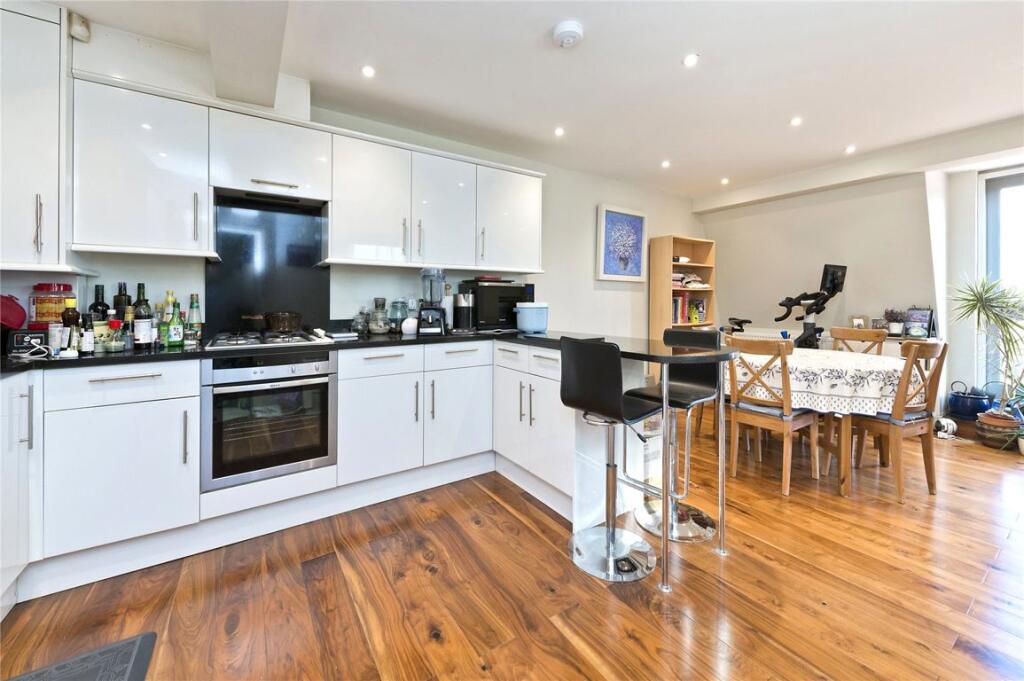 2 bed 1st Floor Flat for rent in Chiswick. From Marsh & Parsons - Chiswick 2 bed 1st Floor Flat for rent in Chiswick. From Marsh & Parsons - Chiswick