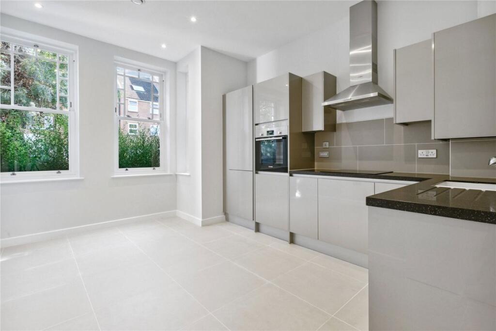 2 bed 1st Floor Flat for rent in Chiswick. From Marsh & Parsons - Chiswick