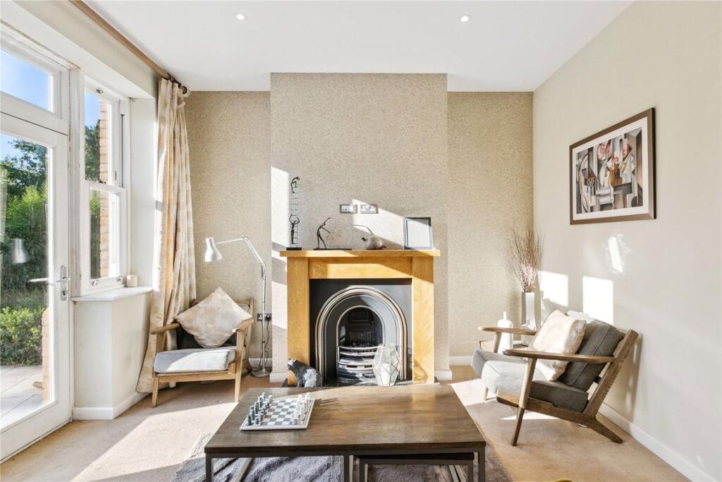 2 bed 1st Floor Flat for rent in Chiswick. From Marsh & Parsons - Chiswick