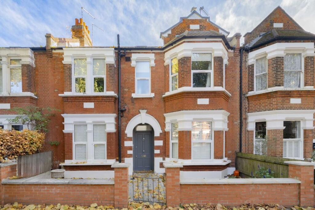 1 bed 1st Floor Flat for rent in Chiswick. From Marsh & Parsons - Chiswick