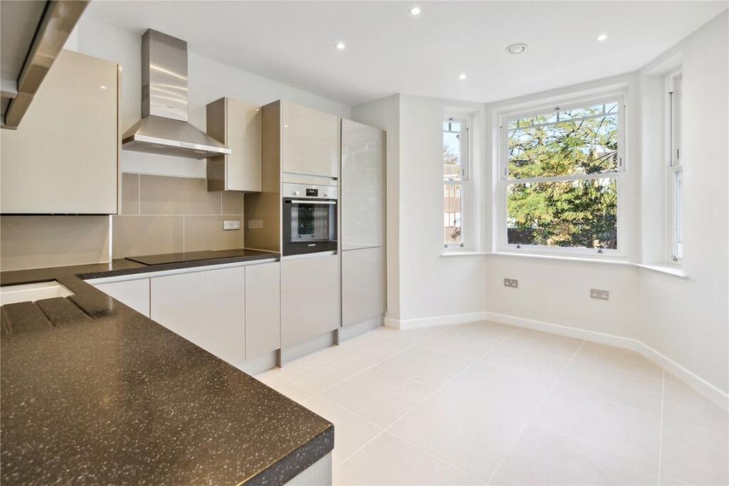 2 bed 1st Floor Flat for rent in Chiswick. From Marsh & Parsons - Chiswick