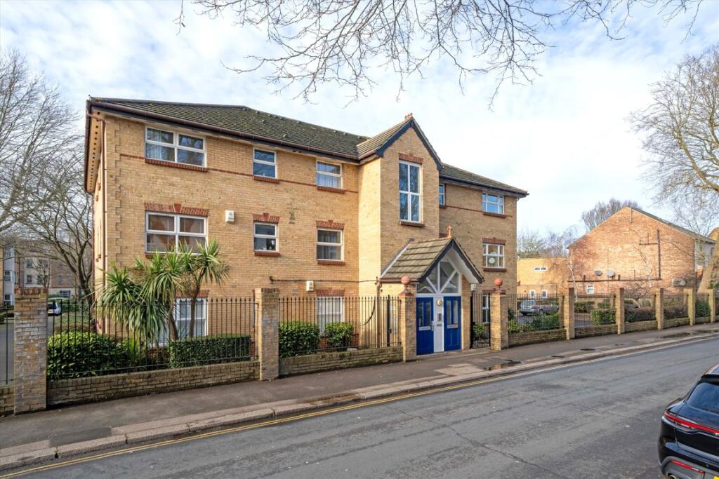 1 bed 1st Floor Flat for rent in Chiswick. From Marsh & Parsons - Chiswick