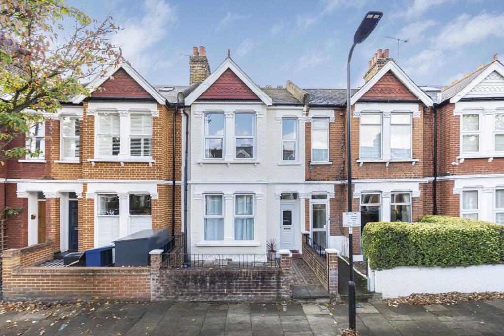 4 bed Detached for rent in Chiswick. From Marsh & Parsons - Chiswick