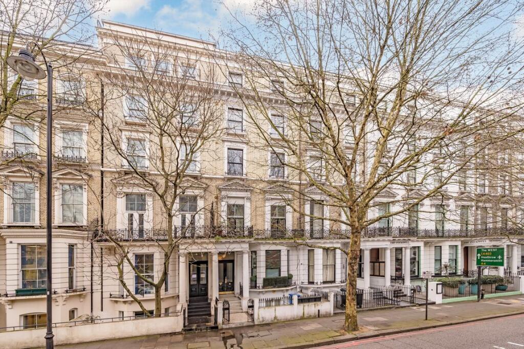 3 bed 1st Floor Flat for rent in Kensington. From Marsh and Parsons - Earls Court