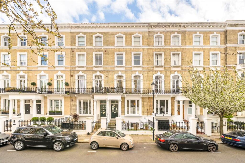 1 bed 1st Floor Flat for rent in Chelsea. From Marsh and Parsons - Earls Court