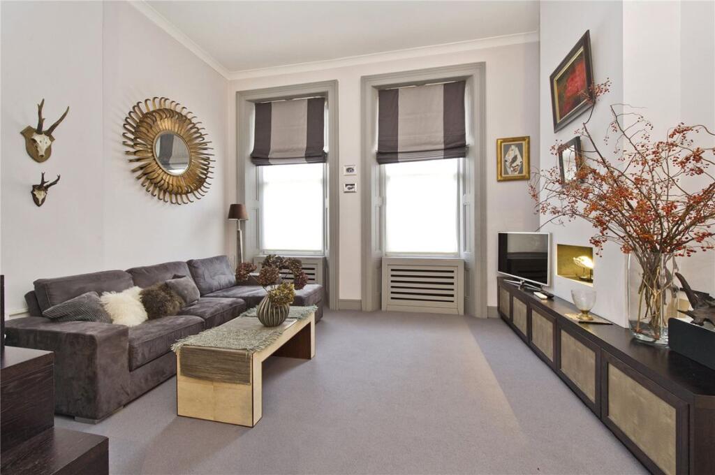 1 bed 1st Floor Flat for rent in London. From Marsh and Parsons - Earls Court