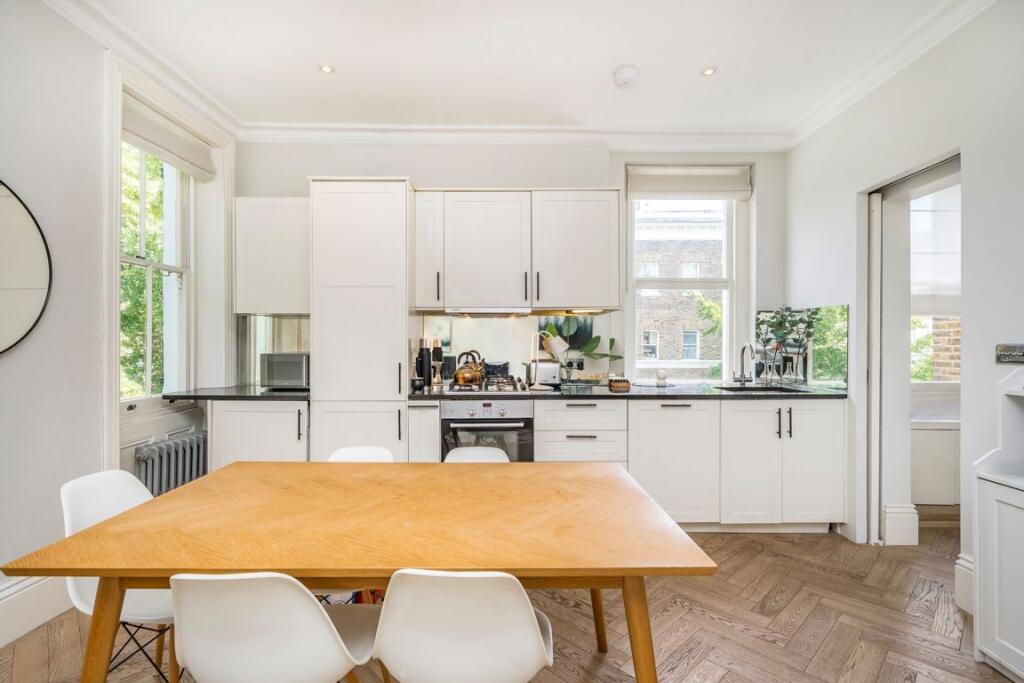 2 bed 1st Floor Flat for rent in London. From Marsh and Parsons - Earls Court