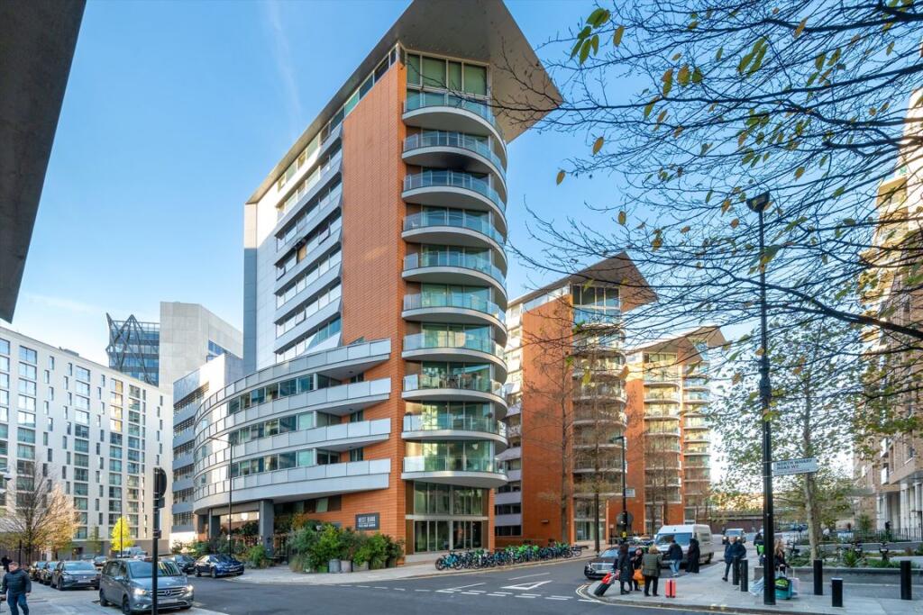 3 bed 1st Floor Flat for rent in Paddington. From Marsh & Parsons - Little Venice
