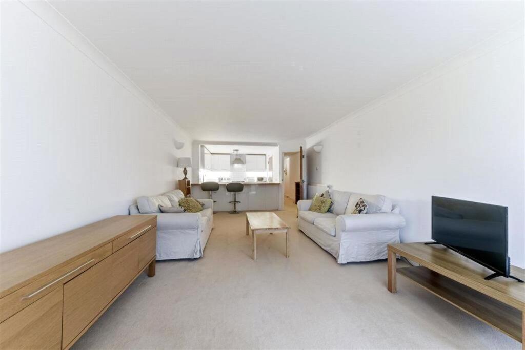 1 bed 1st Floor Flat for rent in London. From Marsh & Parsons - Little Venice