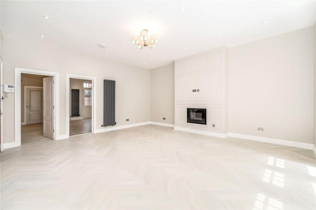 3 bed 1st Floor Flat for rent in Paddington. From Marsh & Parsons - Little Venice