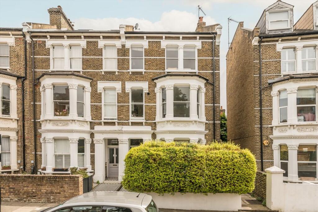 2 bed 1st Floor Flat for rent in Paddington. From Marsh & Parsons - Little Venice