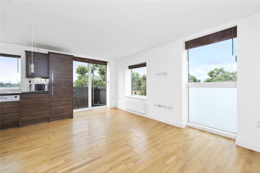 2 bed 1st Floor Flat for rent in Paddington. From Marsh and Parsons - North Kensington