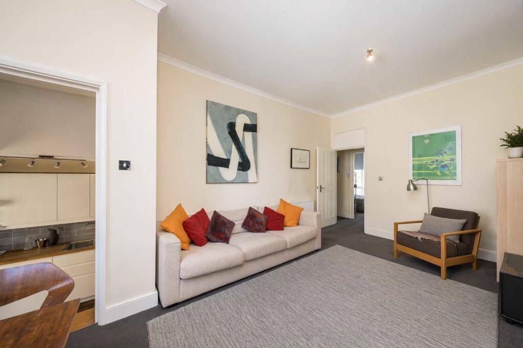 1 bed 1st Floor Flat for rent in Kensington. From Marsh and Parsons - North Kensington