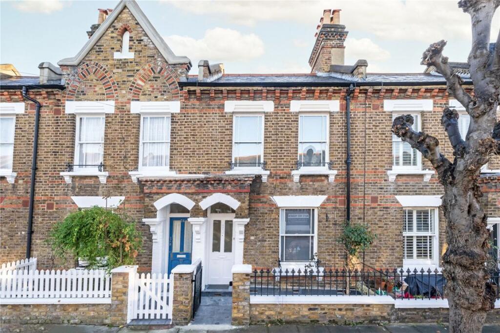 2 bed Mid Terraced House for rent in Paddington. From Marsh and Parsons - North Kensington 2 bed Mid Terraced House for rent in Paddington. From Marsh and Parsons - North Kensington