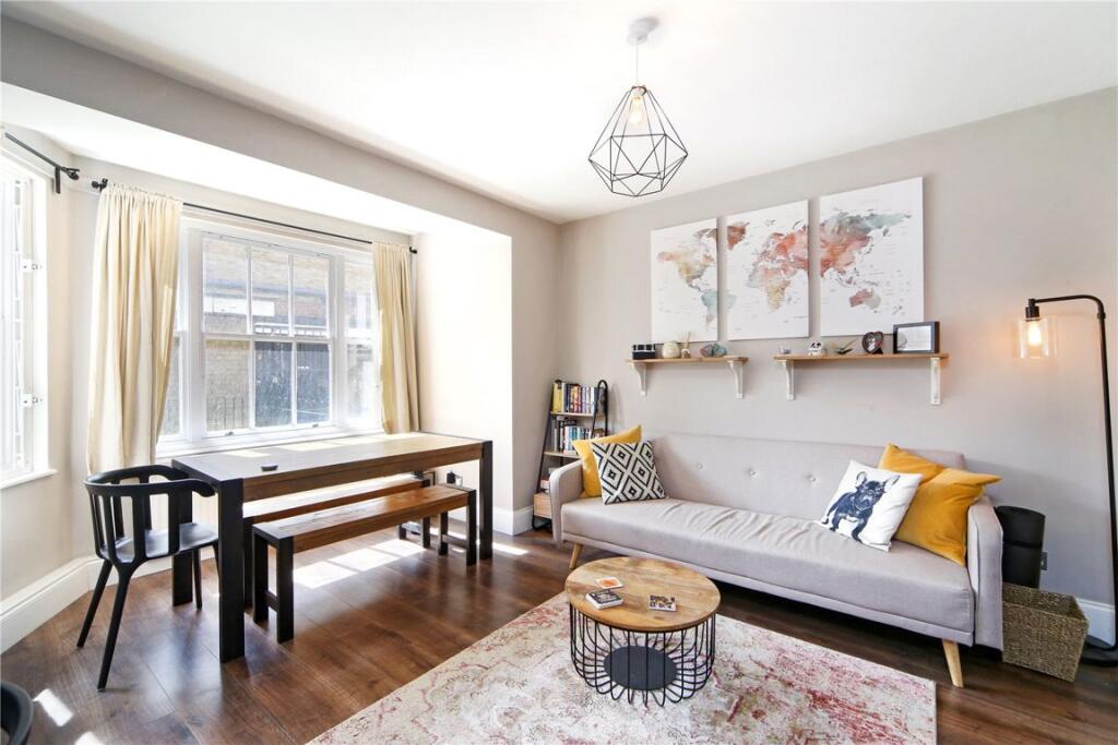 2 bed 1st Floor Flat for rent in Kensington. From Marsh and Parsons - North Kensington