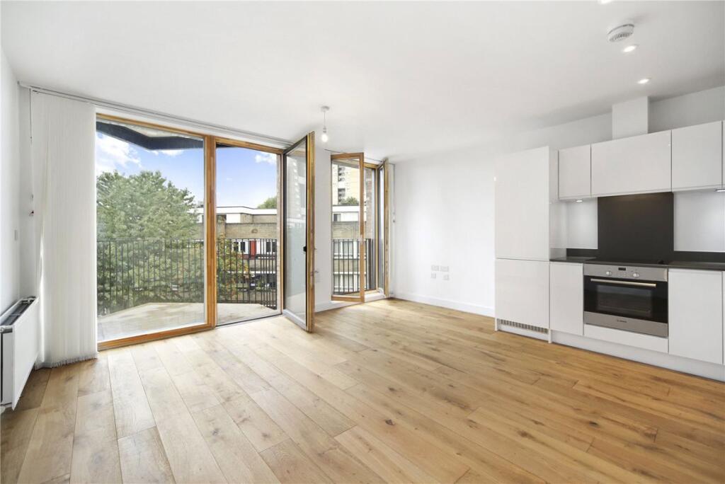1 bed 1st Floor Flat for rent in Kensington. From Marsh and Parsons - North Kensington