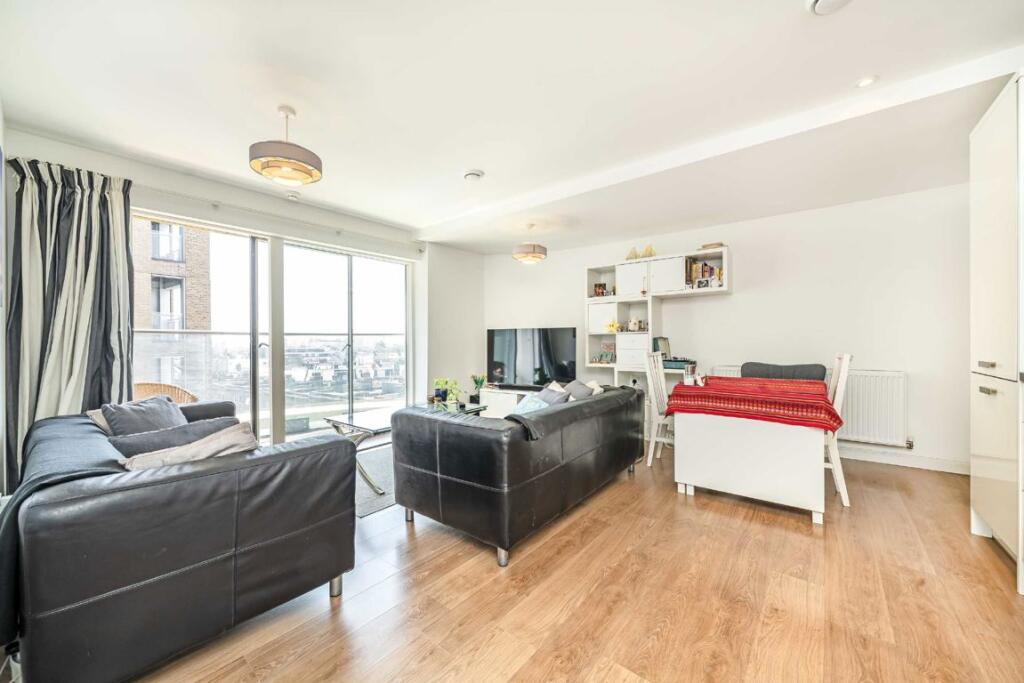 2 bed 1st Floor Flat for rent in Willesden. From Marsh and Parsons - North Kensington