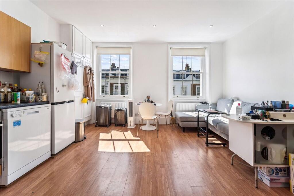 1 bed 1st Floor Flat for rent in Chelsea. From Marsh & Parsons - Pimlico