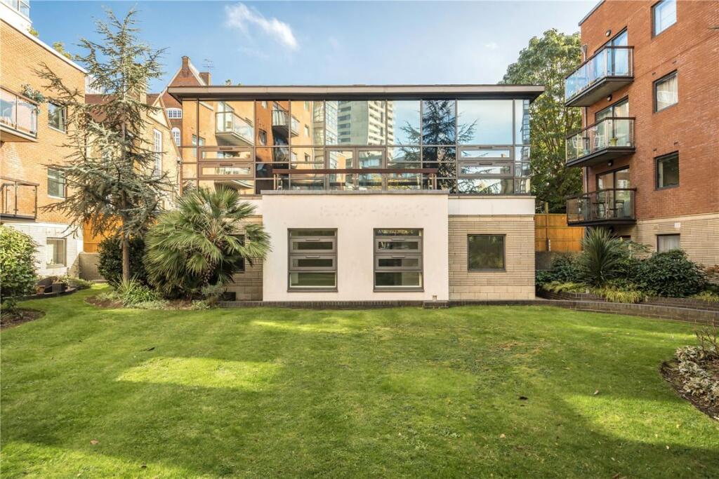 3 bed Detached for rent in Westminster. From Marsh & Parsons - Pimlico