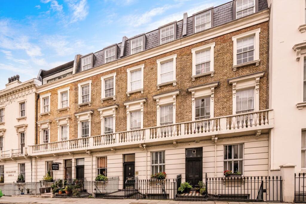 1 bed 1st Floor Flat for rent in Chelsea. From Marsh & Parsons - Pimlico