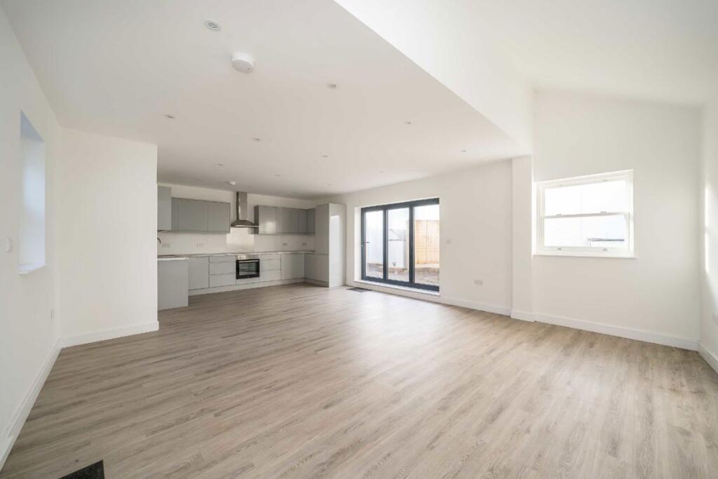 3 bed Semi Detached for rent in Streatham. From Marsh & Parsons - Streatham Hill