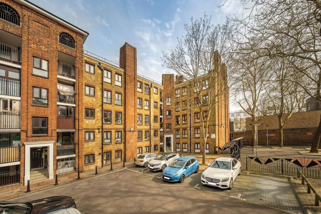 3 bed 1st Floor Flat for rent in Streatham. From Marsh & Parsons - Streatham Hill