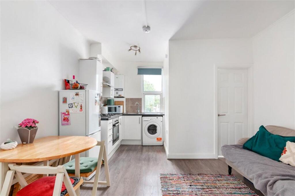 2 bed 1st Floor Flat for rent in Streatham. From Marsh & Parsons - Streatham Hill 2 bed 1st Floor Flat for rent in Streatham. From Marsh & Parsons - Streatham Hill