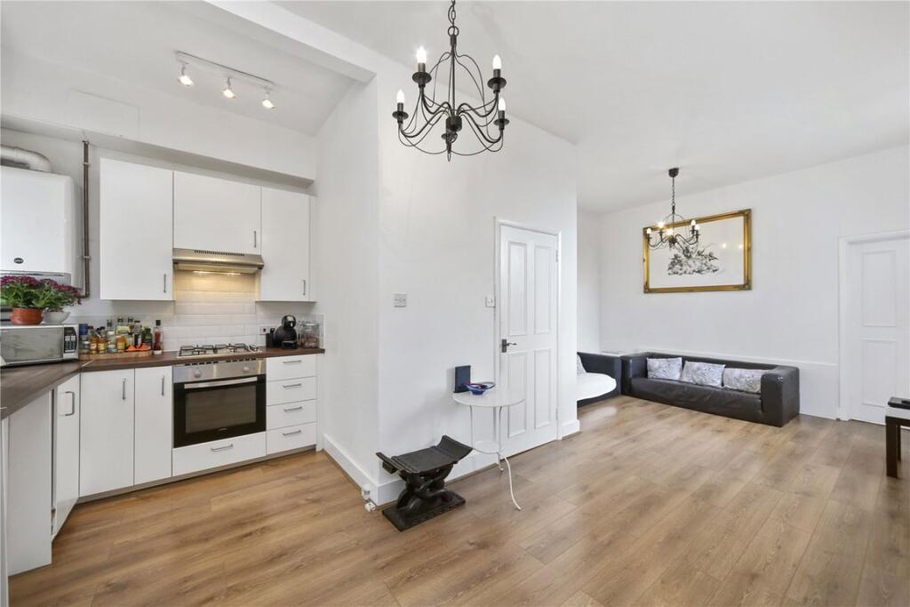 2 bed 1st Floor Flat for rent in Streatham. From Marsh & Parsons - Streatham Hill
