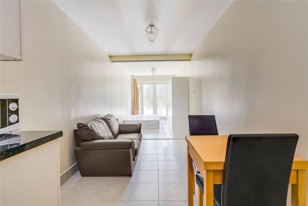 1 bed 1st Floor Flat for rent in Willesden. From Marsh & Parsons - Willesden Green