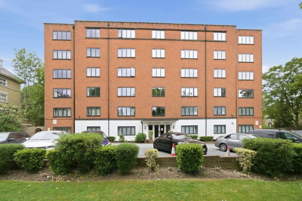 3 bed 1st Floor Flat for rent in Willesden. From Marsh & Parsons - Willesden Green