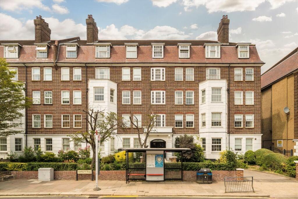 3 bed 1st Floor Flat for rent in Willesden. From Marsh & Parsons - Willesden Green