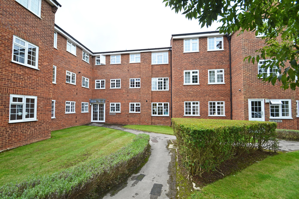 2 bed Apartment for rent in Horsham. From Martin & Co - Horsham 2 bed Apartment for rent in Horsham. From Martin & Co - Horsham