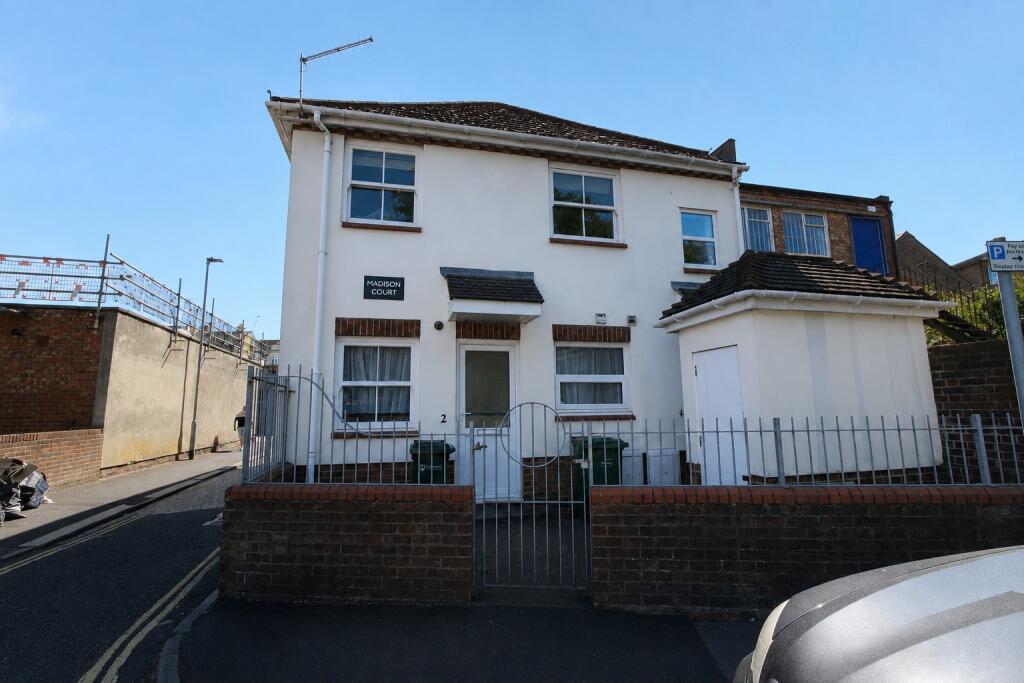 1 bed 1st Floor Flat for rent in Portsmouth. From Byrne Runciman - Wickham 1 bed 1st Floor Flat for rent in Portsmouth. From Byrne Runciman - Wickham