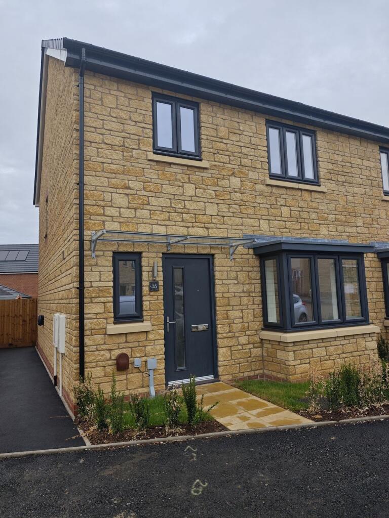 3 bed Semi Detached for rent in Trowbridge. From C J Residential - Trowbridge