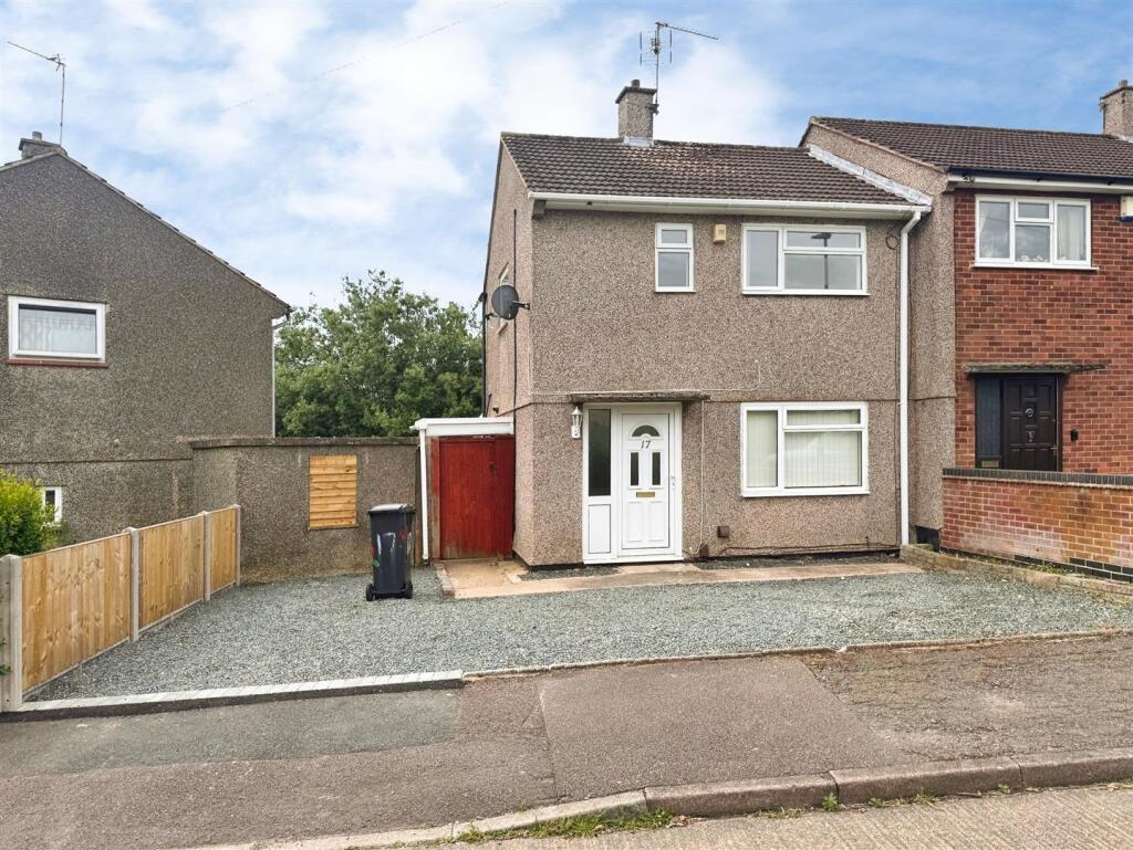 3 bed Mid Terraced House for rent in Stoughton. From Carlton Estates - Narborough