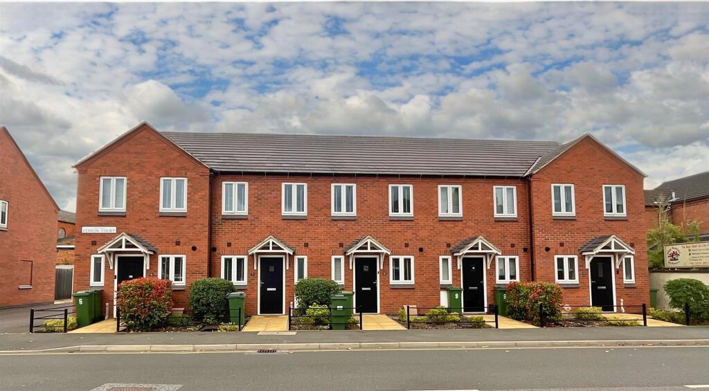 2 bed Town House for rent in Whetstone. From Carlton Estates - Narborough