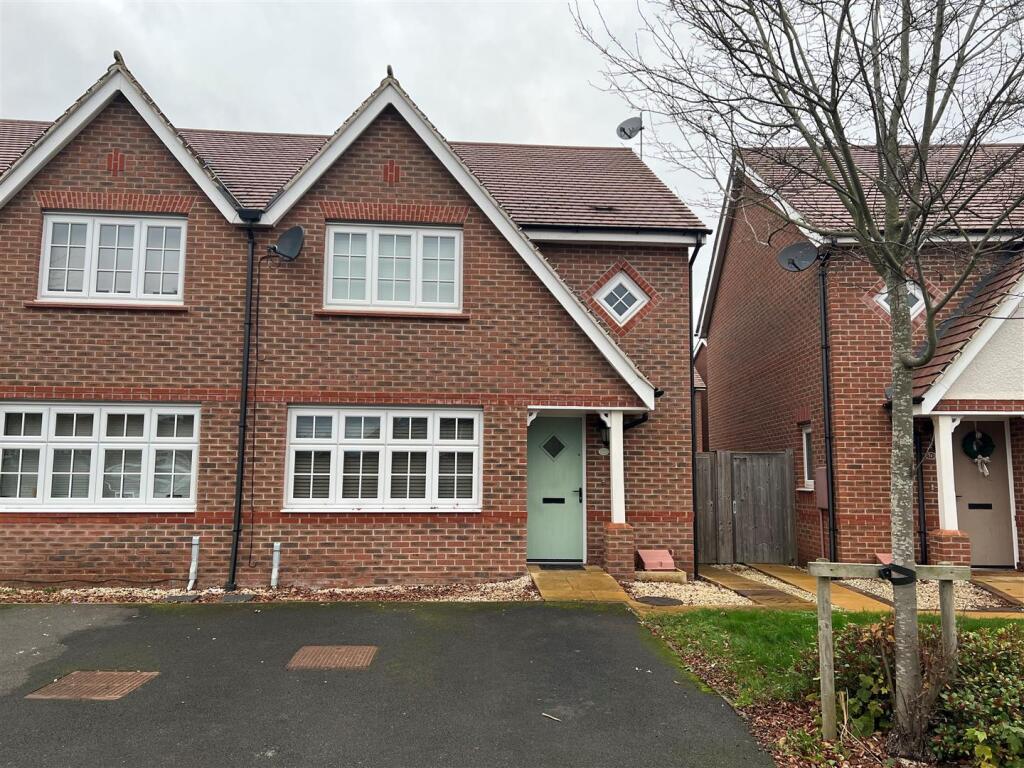 3 bed Semi Detached for rent in Countesthorpe. From Carlton Estates - Narborough