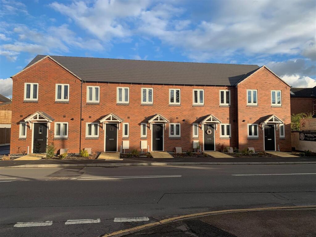 2 bed Town House for rent in Whetstone. From Carlton Estates - Narborough 2 bed Town House for rent in Whetstone. From Carlton Estates - Narborough