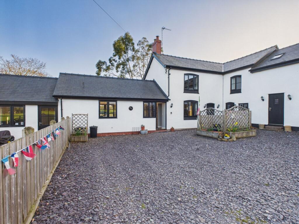 3 bed Farm House for rent in Northop Hall. From Changing-Home - Chester
