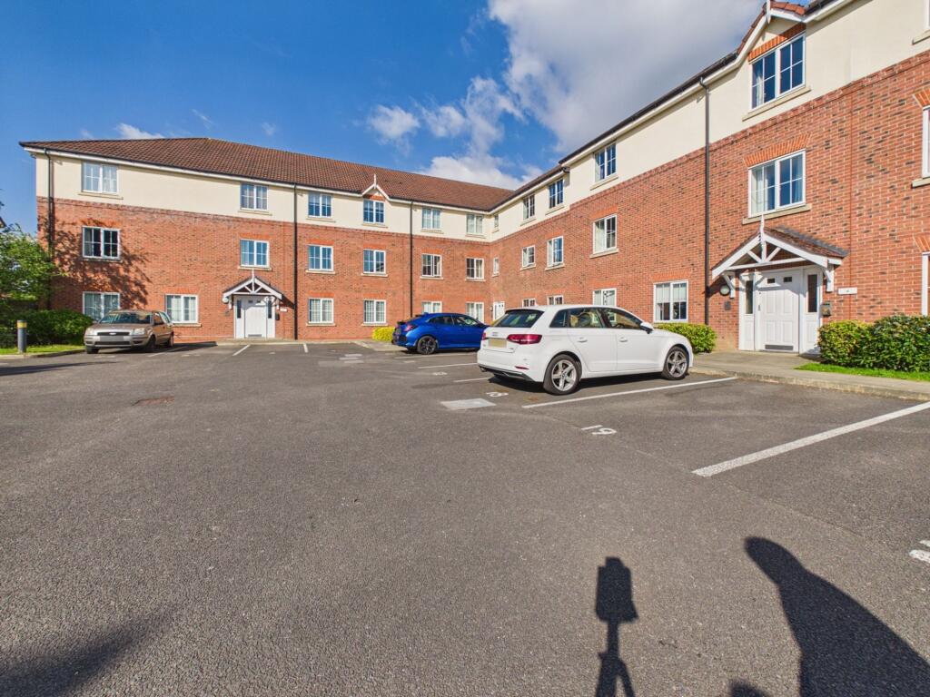 2 bed 1st Floor Flat for rent in Bretton. From Changing-Home - Chester