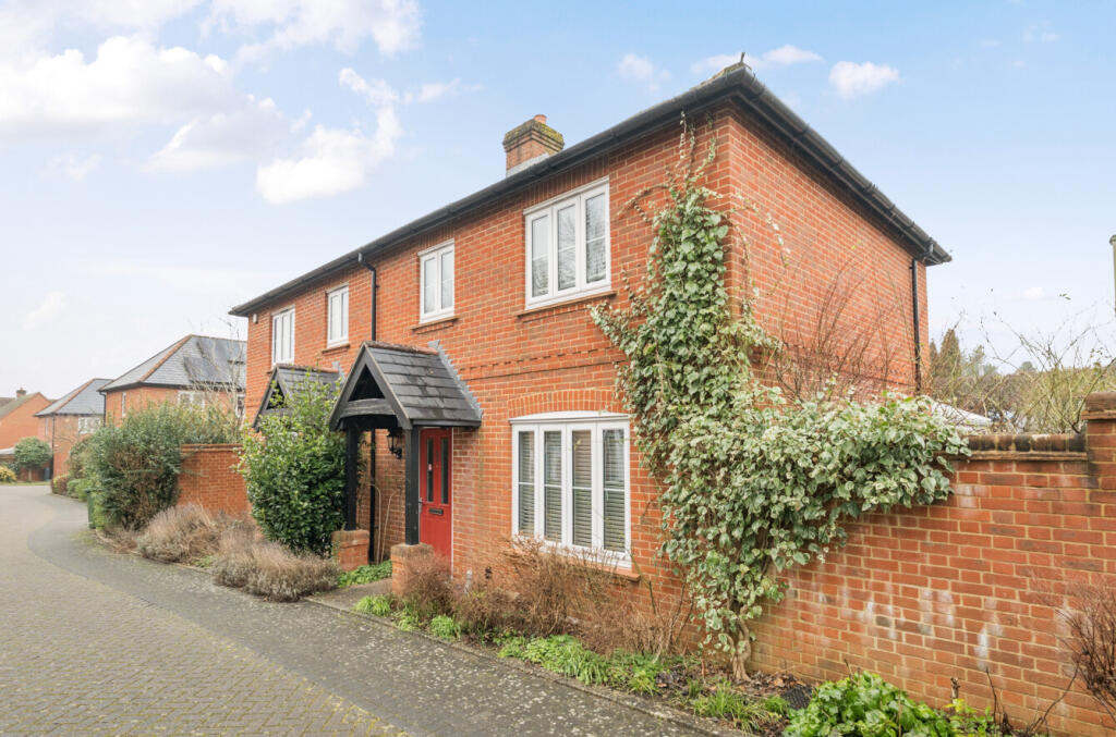 3 bed Semi Detached for rent in New Alresford. From Charters - Alresford