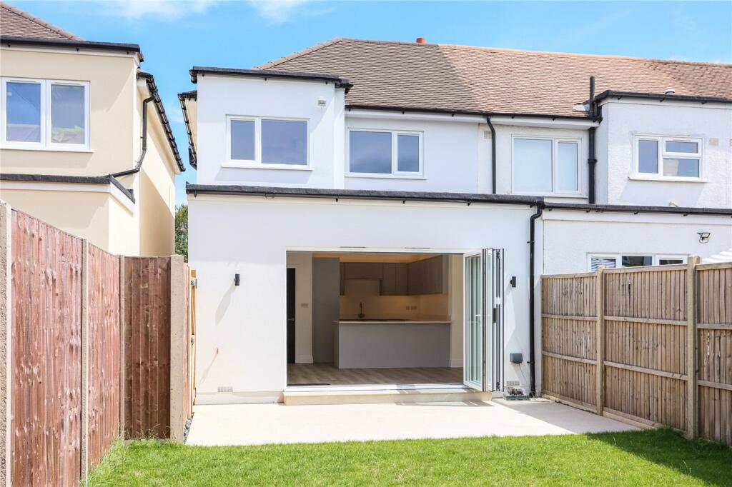 3 bed Semi Detached for rent in West Molesey. From Martin and Wheatley - Weybridge Lettings