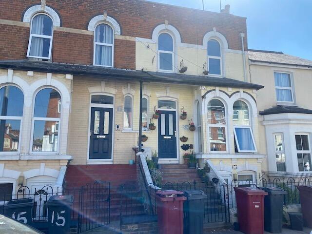 1 bed 1st Floor Flat for rent in Reading. From Martyn Russell Property Services - Reading