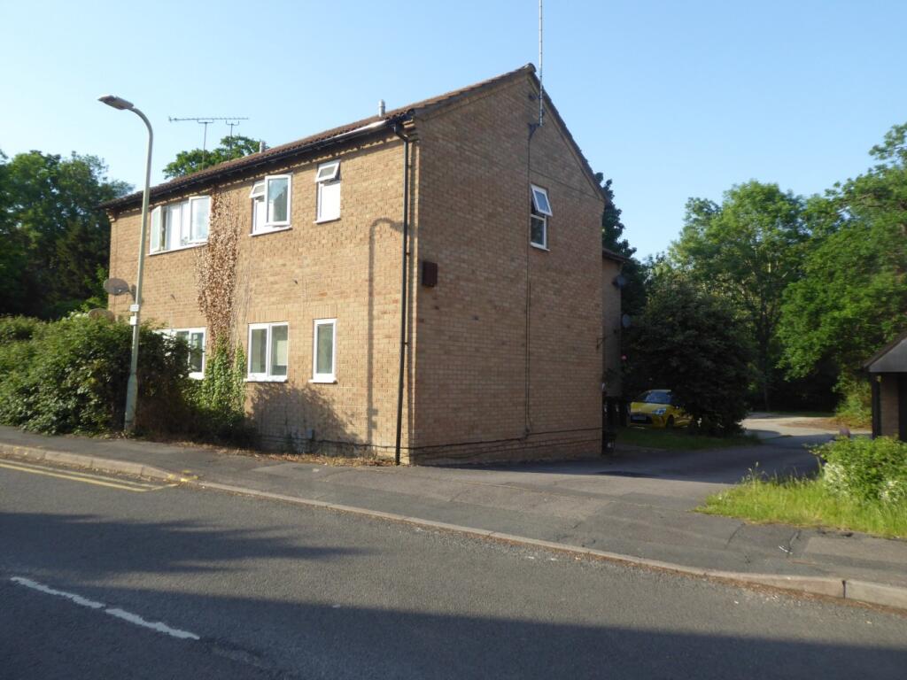 4 bed Studio for rent in Arborfield. From Martyn Russell Property Services - Reading